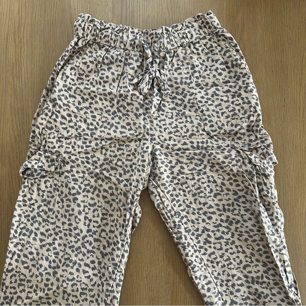 Aerie Beige and Black Leopard-Print Drawstring Cargo Pants